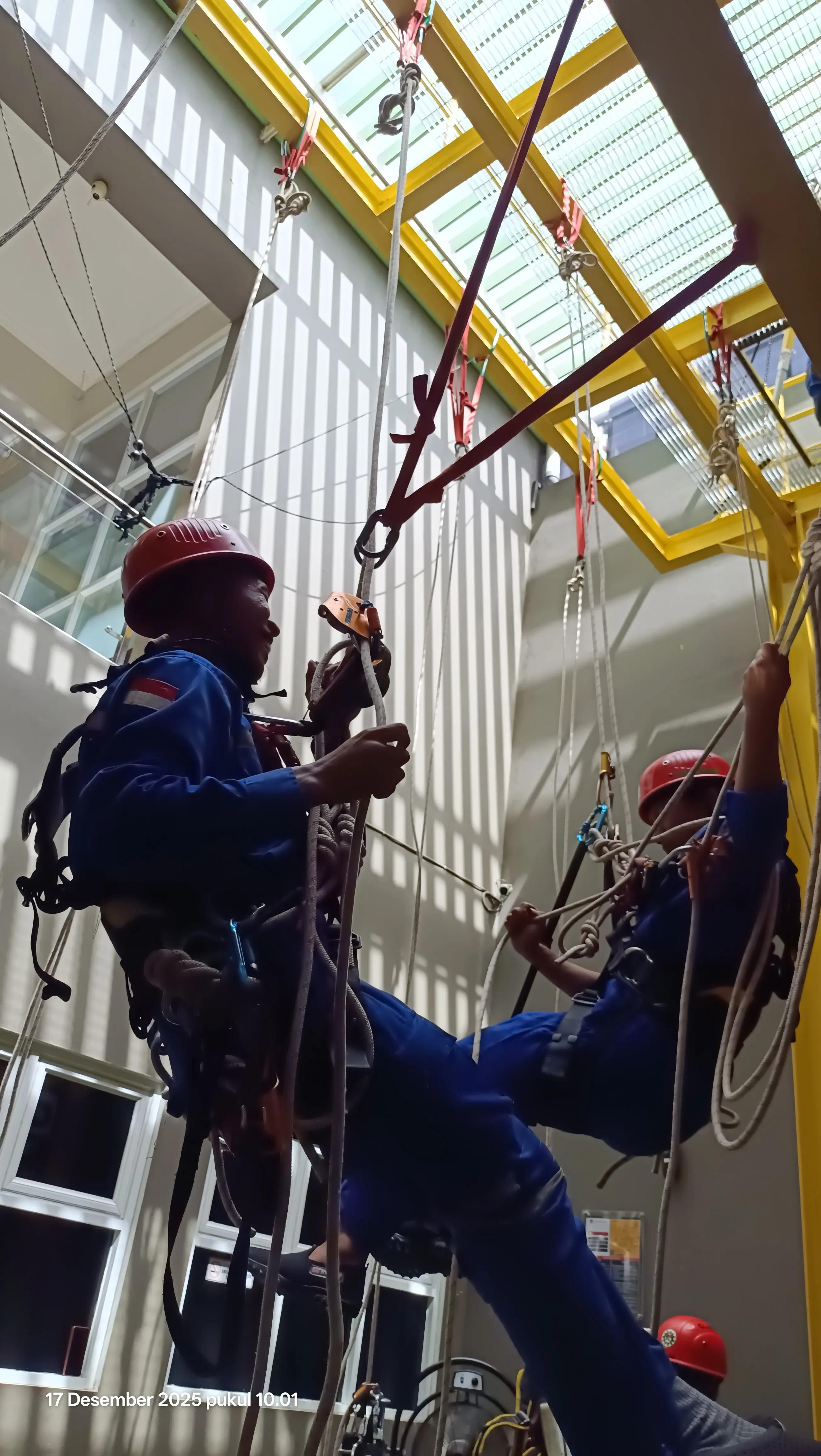 Teknik Turun (Descending) Proses Descending TKPK